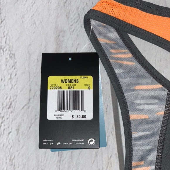 Nike Racerback Dri-Fit Size S NWT - Picture 6 of 6